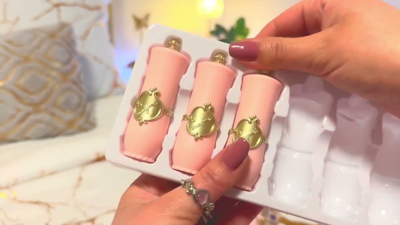 Unboxing new lipstick set 