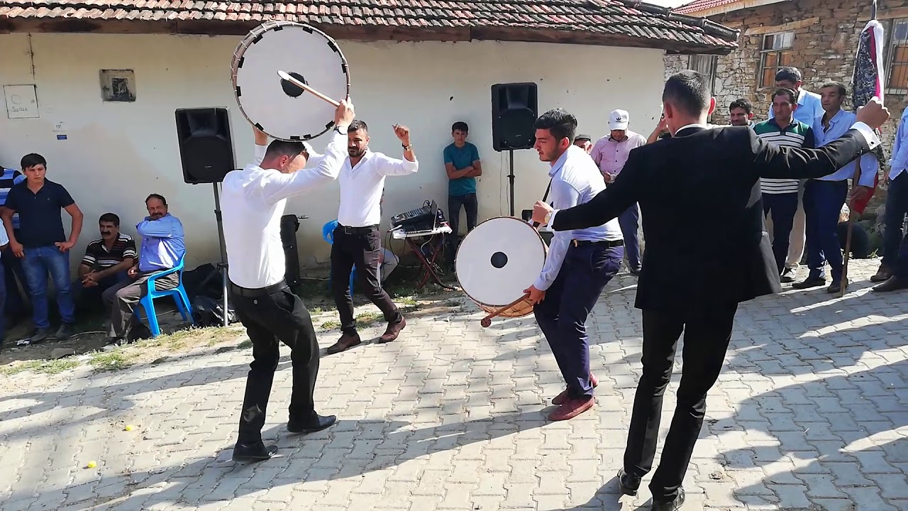 DEMİRCİ'NİN ÇANAKÇI KÖYÜNDE ABDULLAH YOLDAŞ DERYA ÇİFTİNİN DÜĞÜN TÖRENİ..