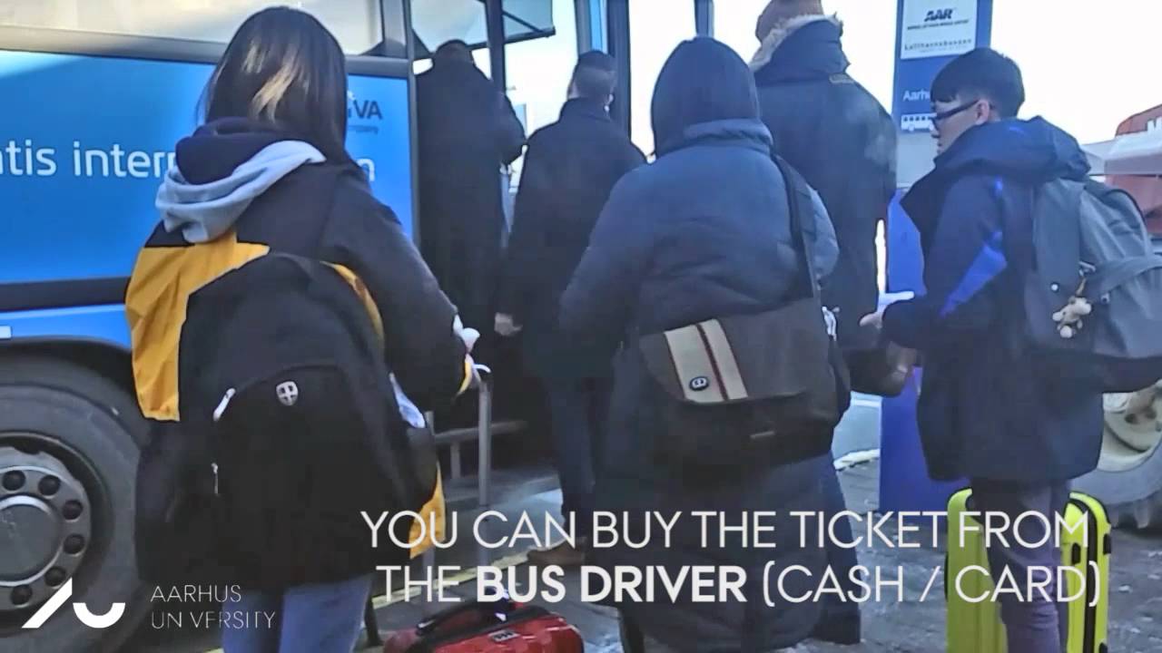 How to get from Aarhus Airport to the city centre?
