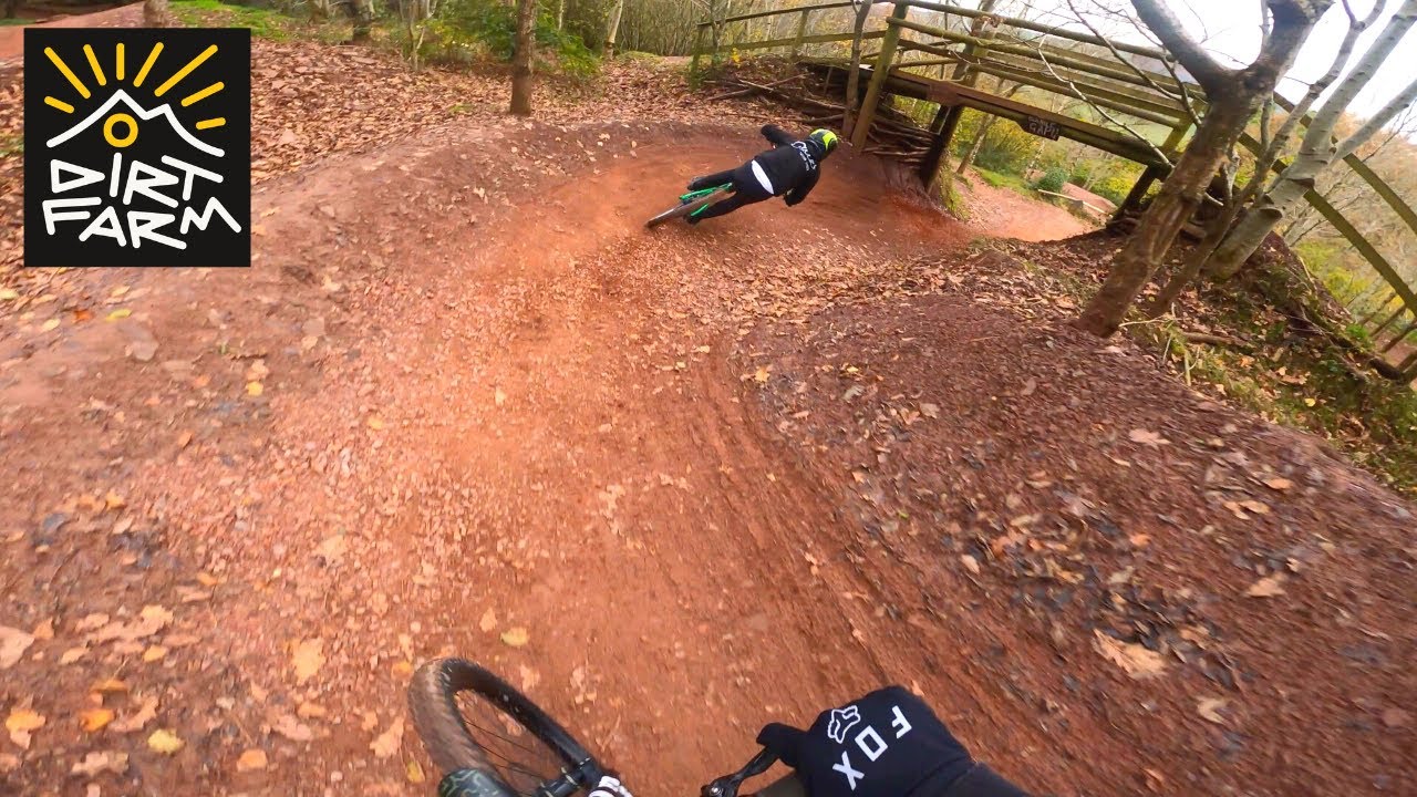 RIDING SICK DOWNHILL MTB TRAILS AT DIRT FARM WALES