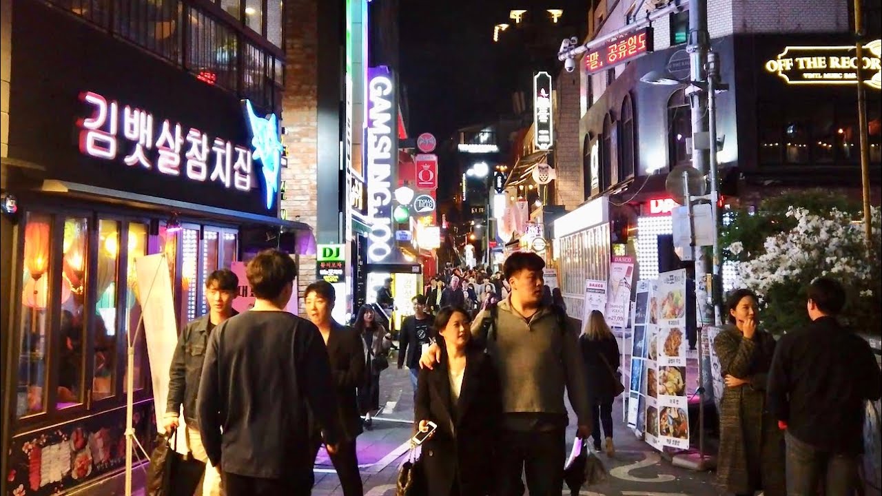 Walking street Itaewon at night│Seoul in Korea│4K 60fps POV