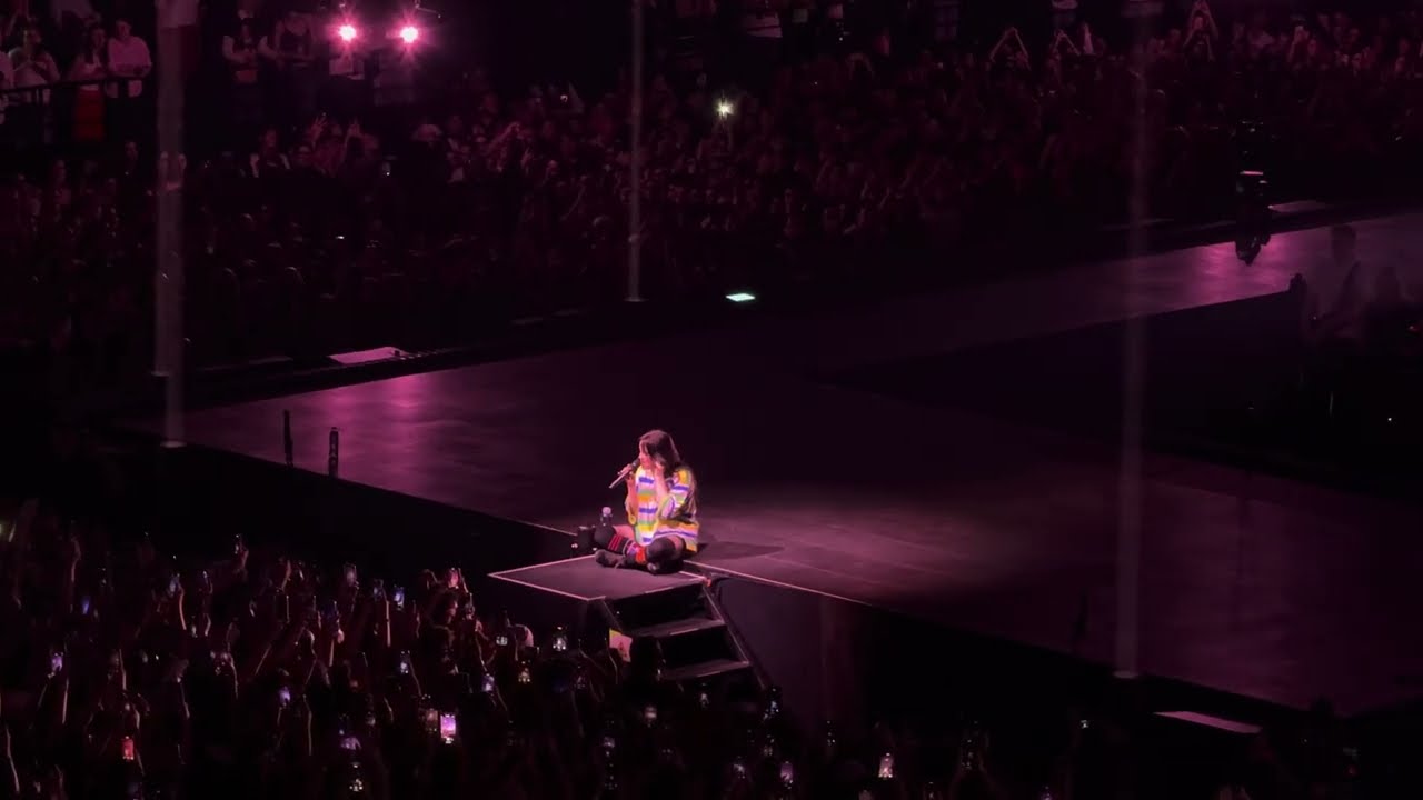 Billie Eilish - What Was I Made For? @ Paris Accor Arena 11/06/2025