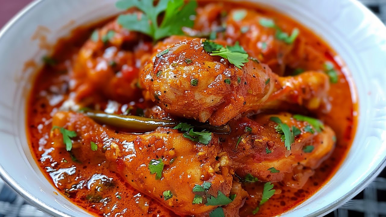 Tomato Chicken Curry Recipe • How To Make Chicken Curry Recipe • Red Chicken Curry • Chicken Handi