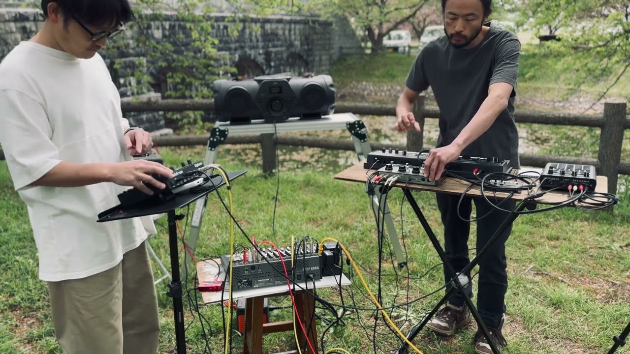 Ambient/experimental Music Session Takeo Watanabe (@takeowatanabe9454 ) & Masaaki Haga