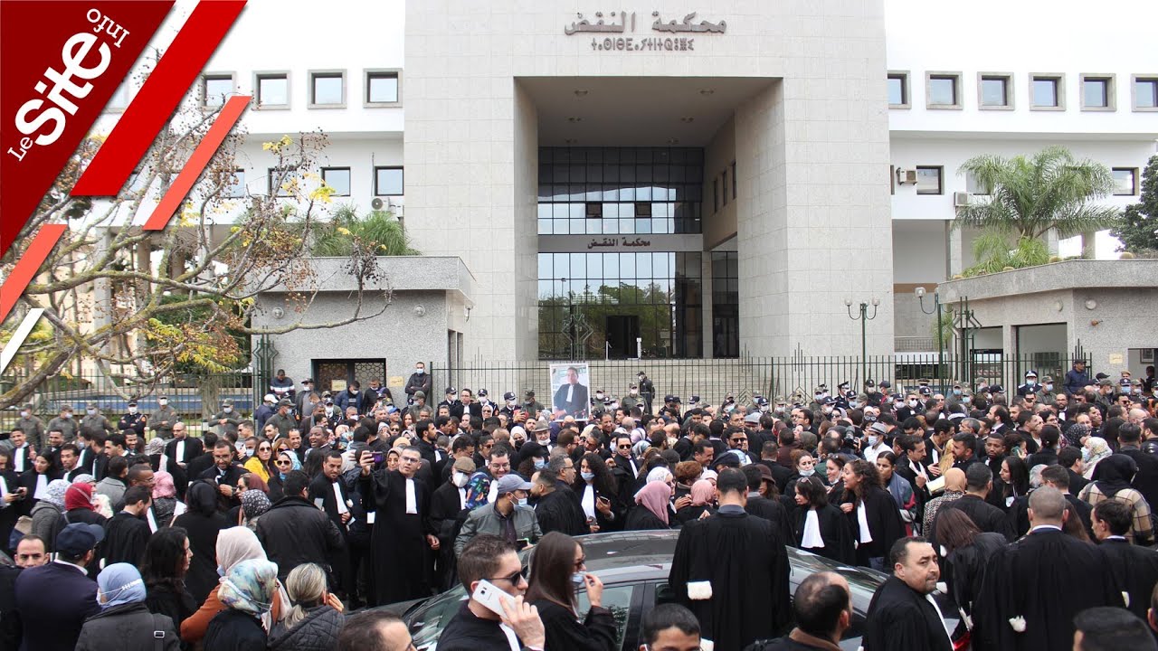 وقفة احتجاجية للمحامين أمام محكمة النقض بالرباط رفضا لـ