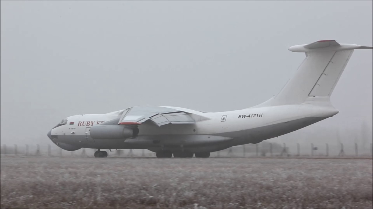 Odlet Il-76 spoločnosti Ruby Star z letiska Pie&scaron;ťany