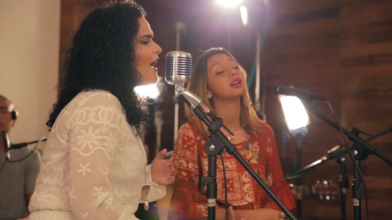 Glória Lima - Jesus Tu És Tudo - Part. Cássia Kelly (Acústico)