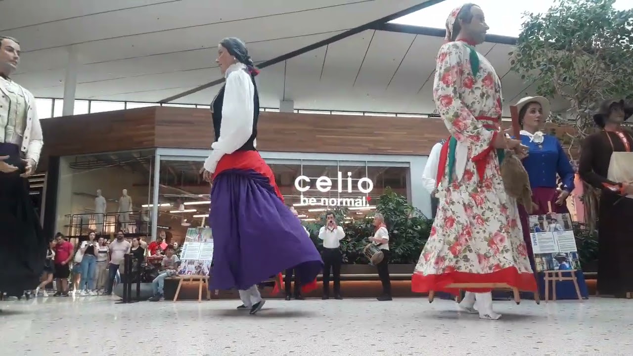 Vals I Gigantes de Itzurun en Garbera | 1 de julio de 2023