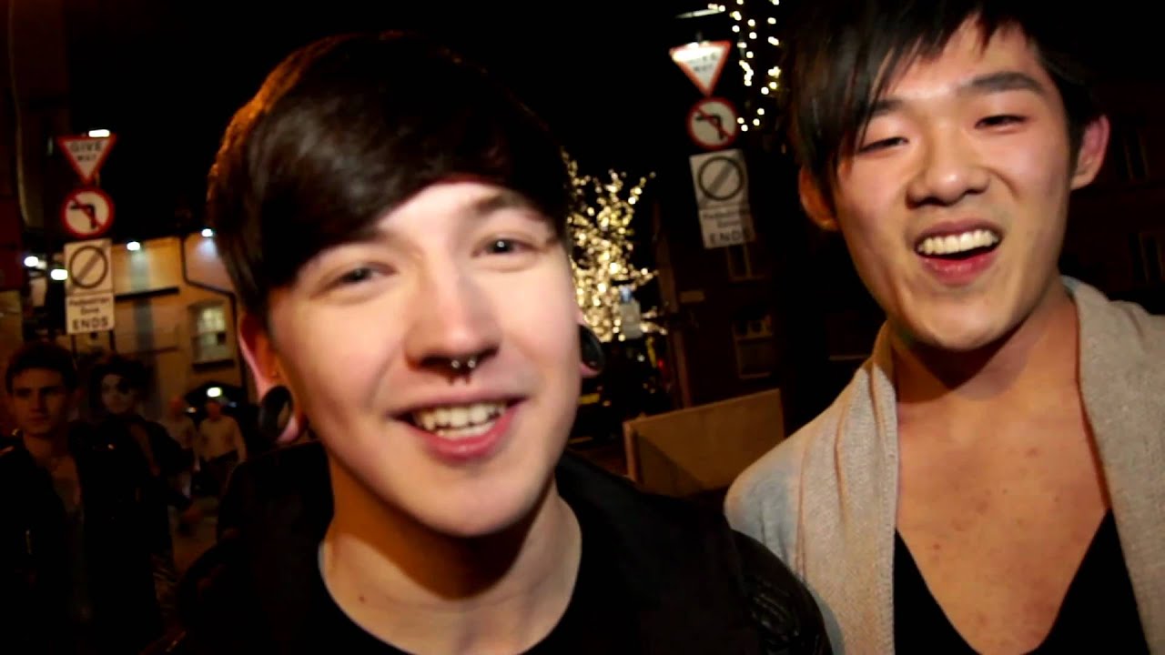 2011. Manchester gay village do 'Born This Way' by Lady GaGa