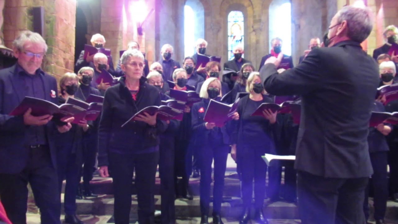 10 - Pe trouz war an douar par l'Ensemble Vocal CANTORIA, chorale de Brest
