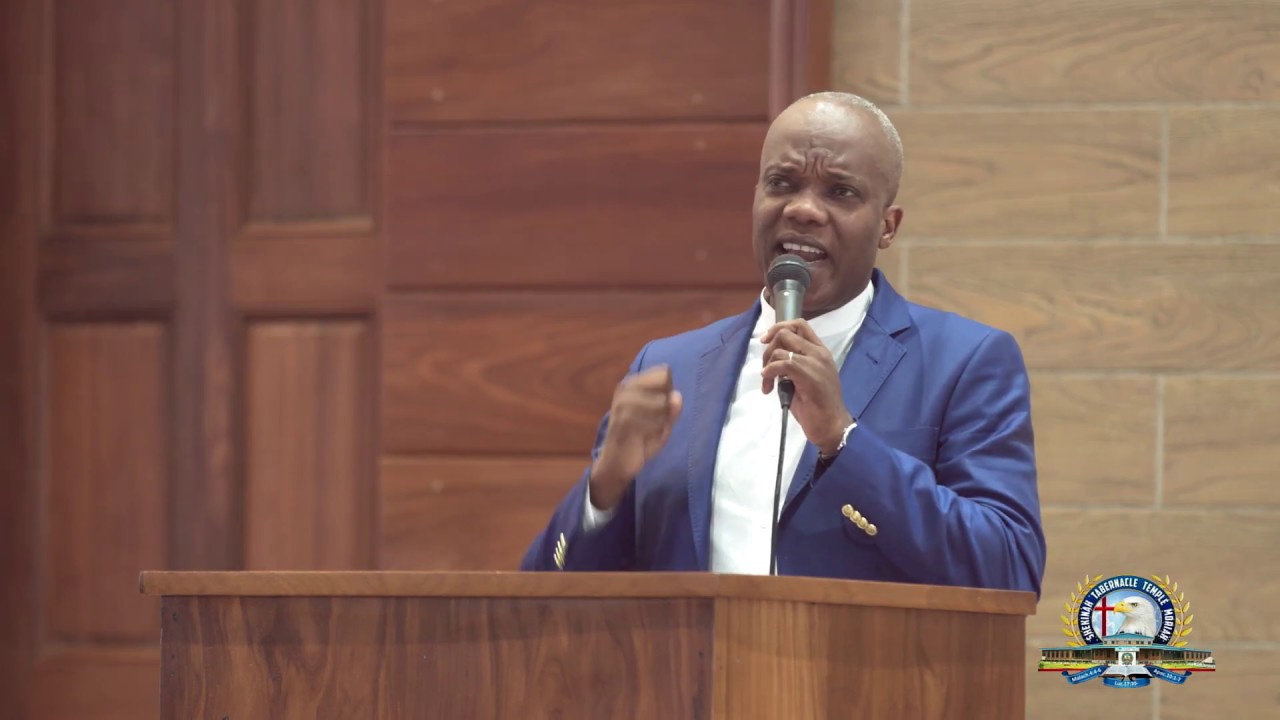 Cantiques d'adoration du 17-03-2019 à Shekinah Tabernacle avec frère Dauphin Elalanga