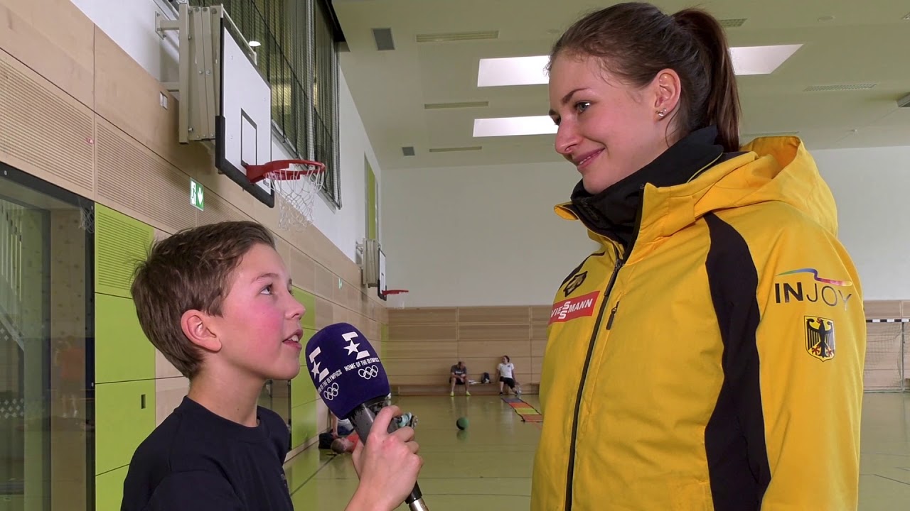 Julia Taubitz nach Vize-WM-Titel (2019)