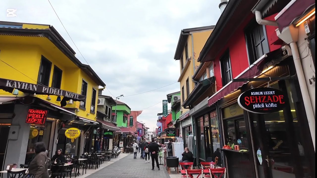 Bursa Tarihi Kayahan Çarşısı ve Kalesi - Heykel Caddesi