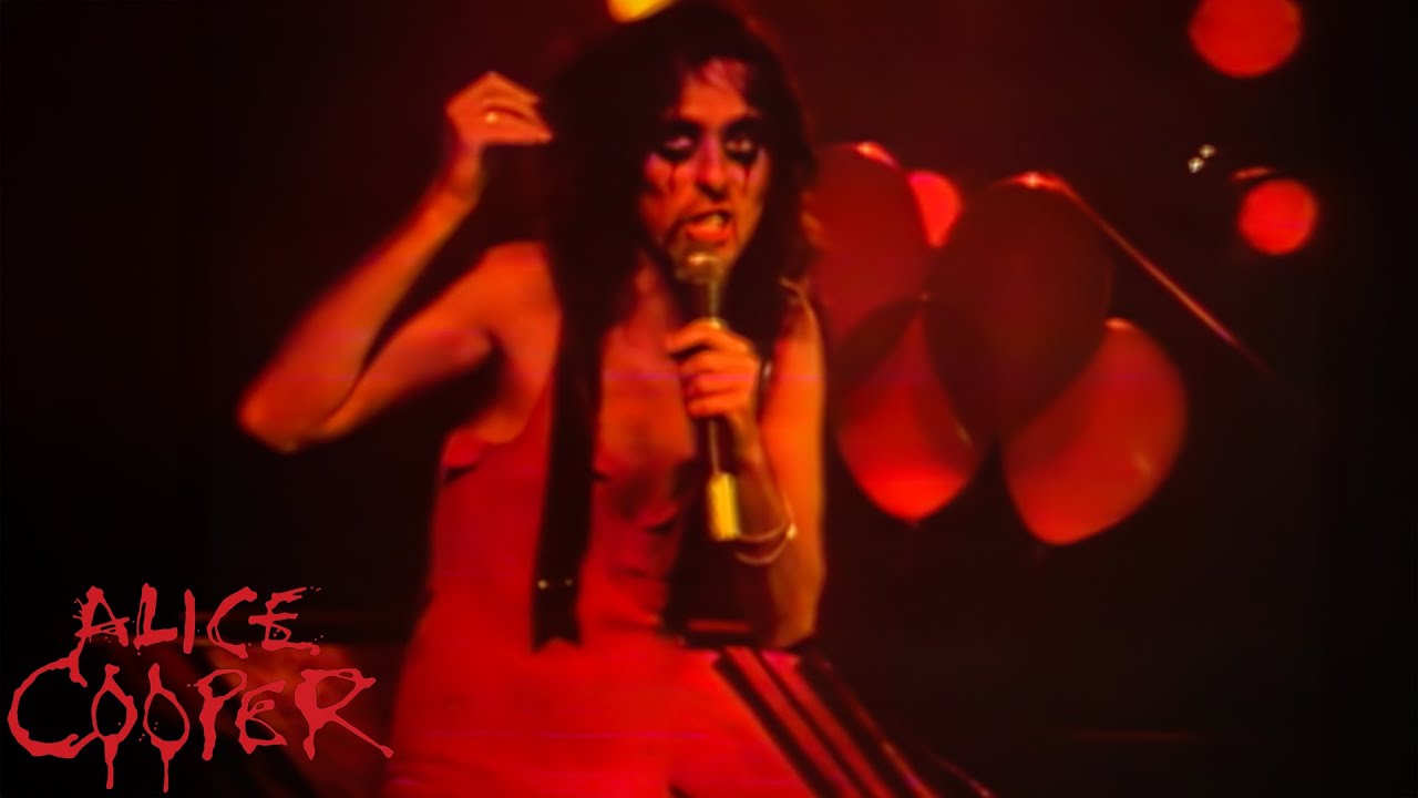 Alice Cooper Performs “Welcome To My Nightmare” Hit Kwiss 1975 | Shock Rock Classic