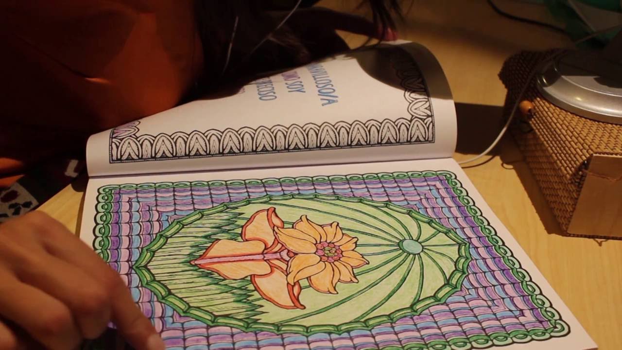 ASMR | Afirmaciones para colorear | Susurrando frases positivas.
