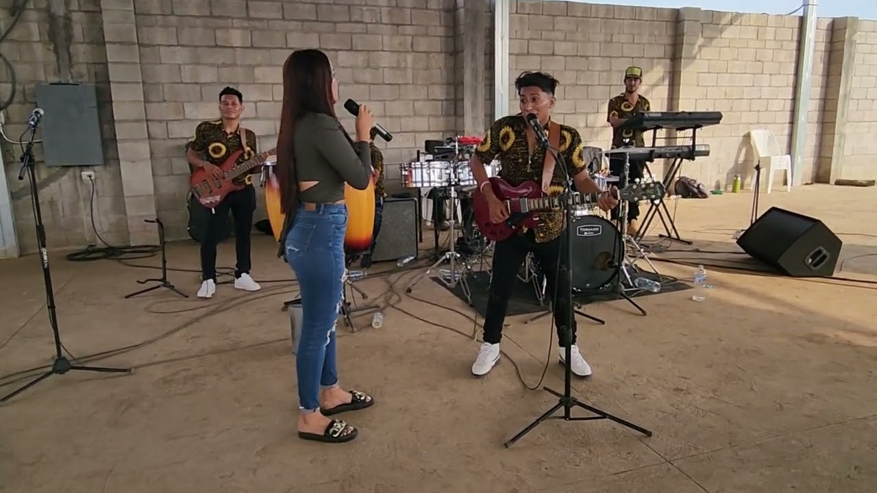 Joselin y Grillo los cantan la pareja ideal