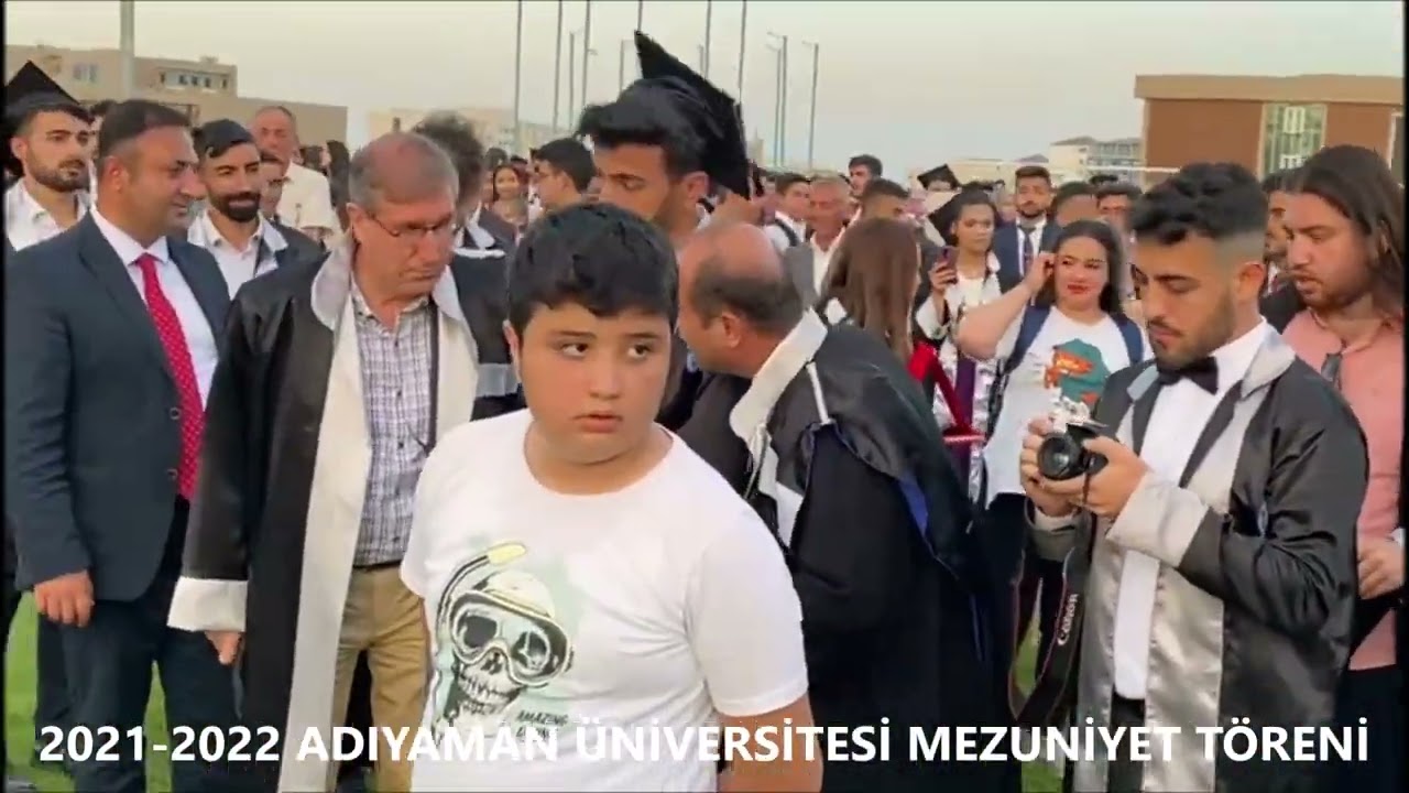 2021-2022 Adıyaman Üniversitesi Mezuniyet Töreninde