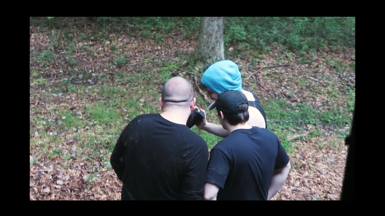 another look #5 - the weekend at the cabin - (2018)
