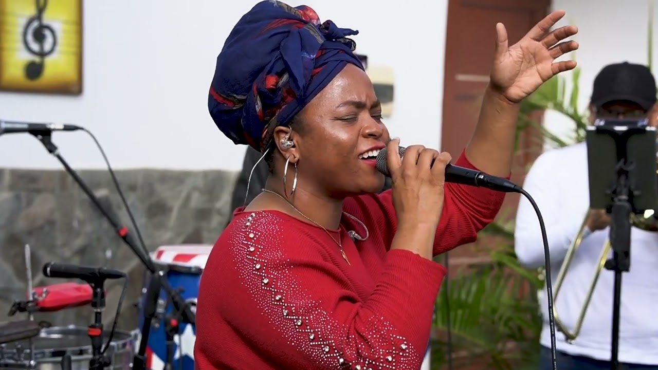 Veruska Verdú - Callejón