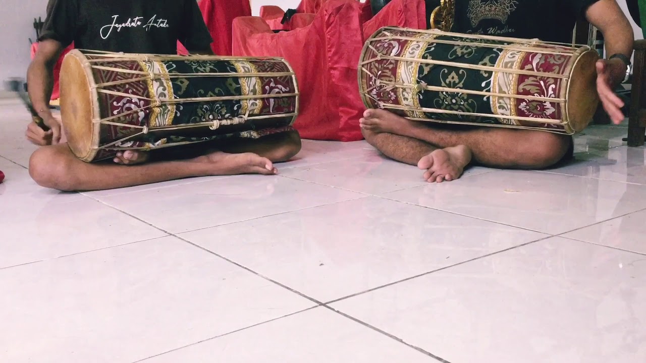 Tutorial pukulan kendang gilak dengan ketukan 8 dan 7