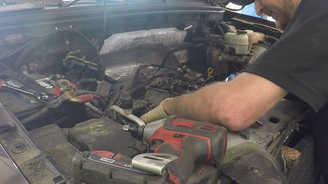 5.4L 3V Cylinder Head Removal
