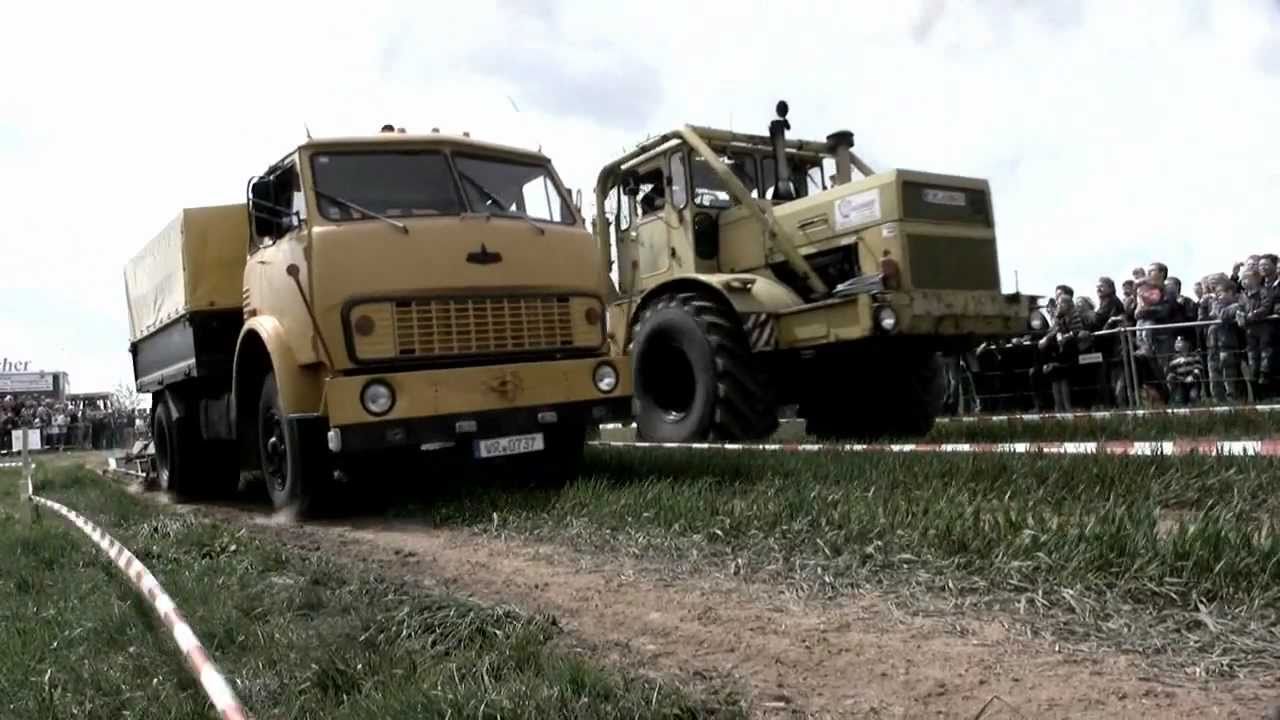 Duell LKW МАЗ gegen Traktor Kirowez K-700 - МАЗ против Kirowez