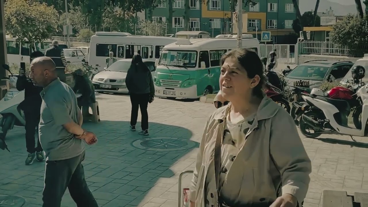Cumhuriyet için zeybek gösterisi - Eğridere Zeybeği  (Flashmob)
