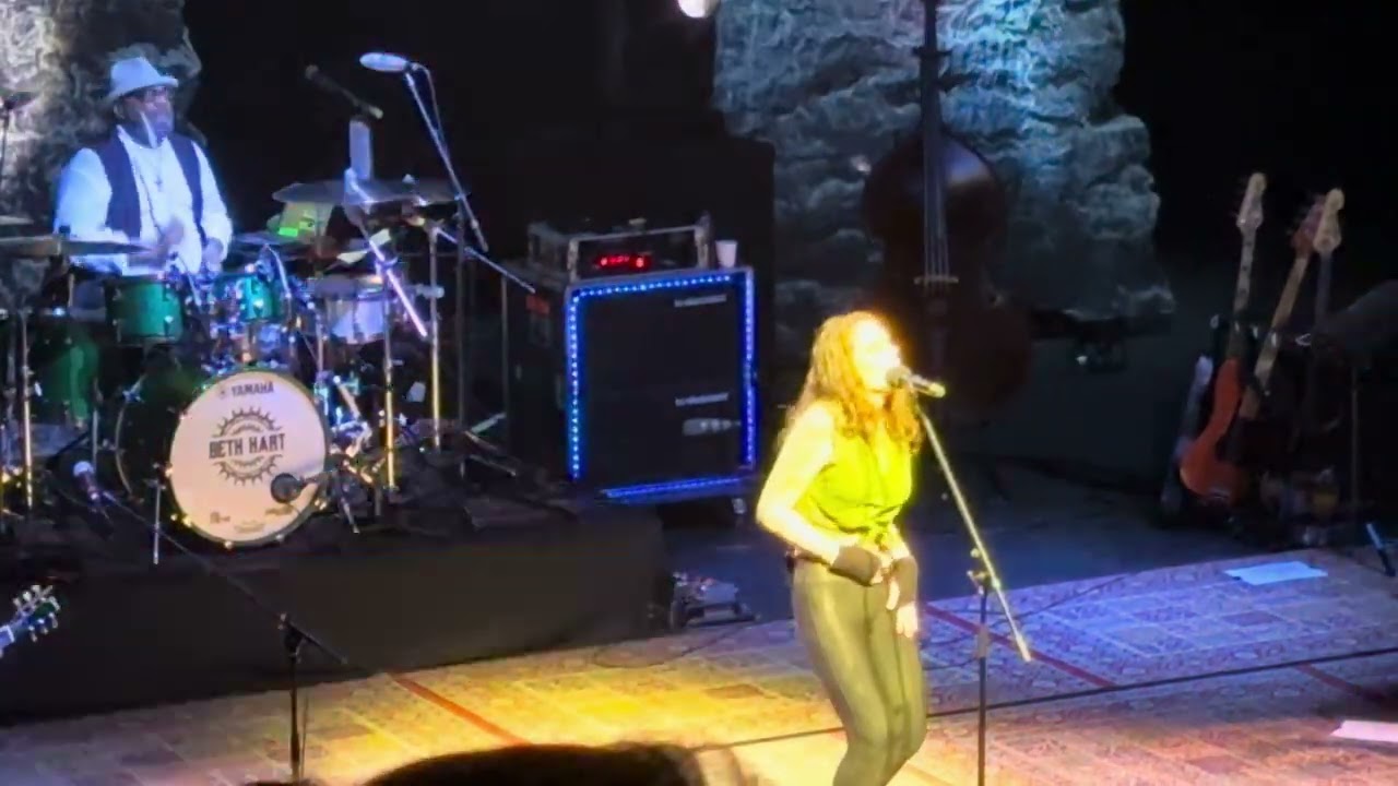 Beth Hart  « Kashmir » (Led Zeppelin) Olympia Paris 2.03.2025