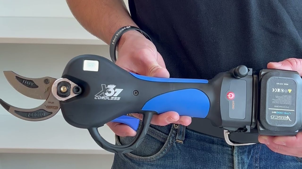 Forbice e potatore a batteria Made in Italy 🇮🇹