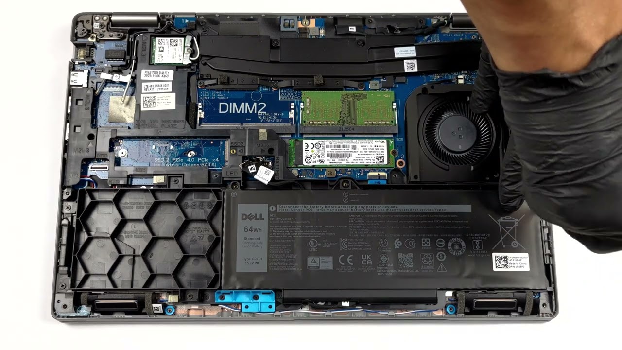 🛠️ Dell Latitude 15 5521 - disassembly and upgrade options