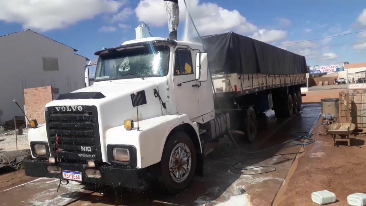 Lavando Volvo N10