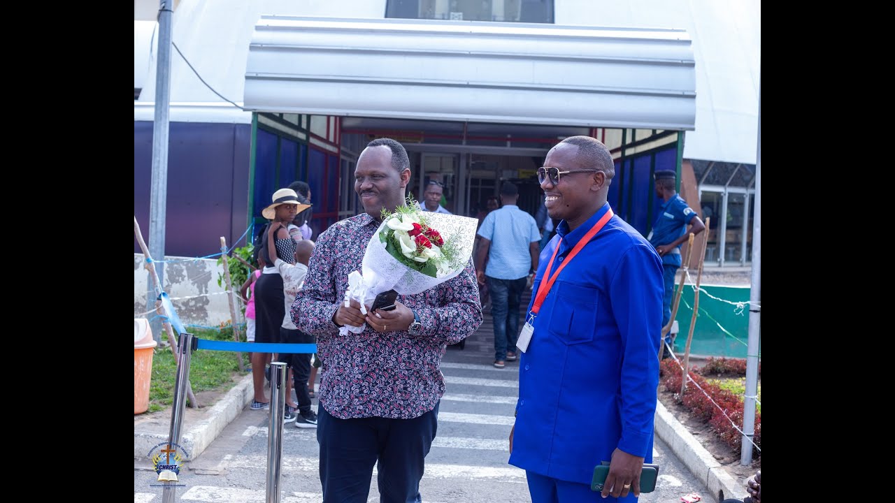 ARRIVEE A BUJUMBURA DU BISHOP Dr. Fidèle MASENGO-FOURSQUARE GOSPEL CHURCH OF RWANDA.