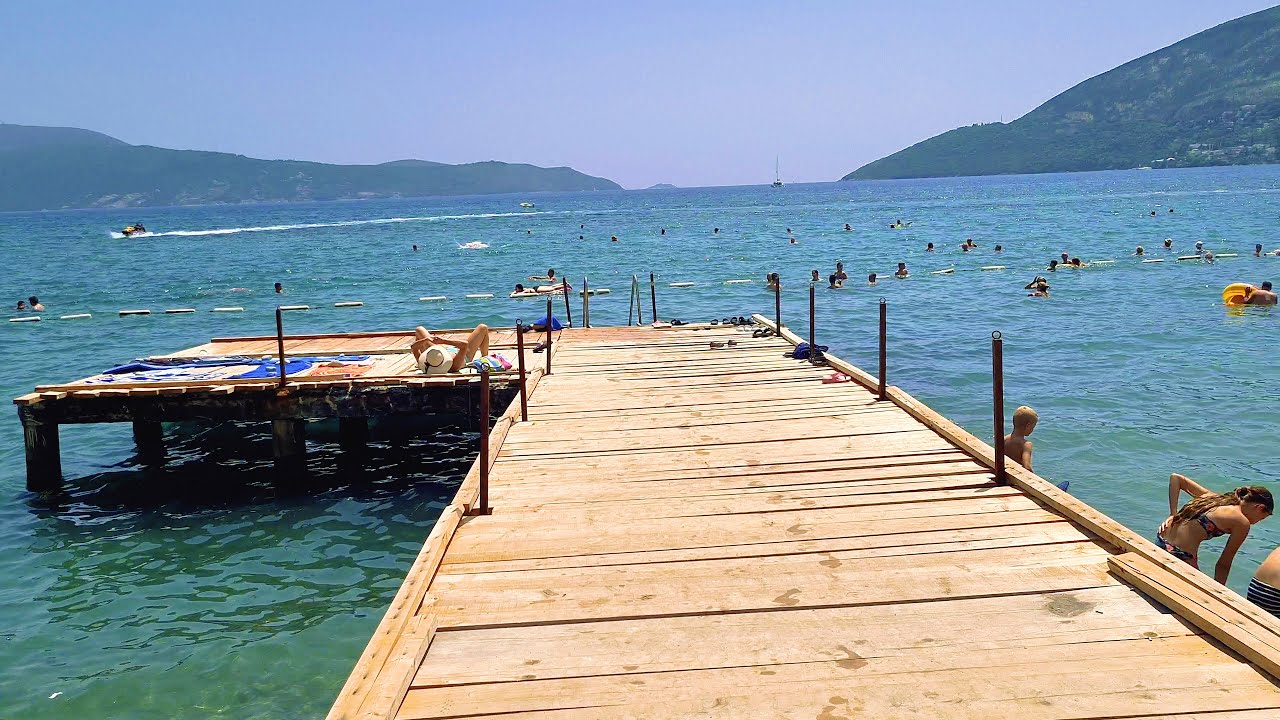 Plaža instituta Simo Milo&scaron;ević Igalo / Institute Simo Milo&scaron;ević beach Igalo
