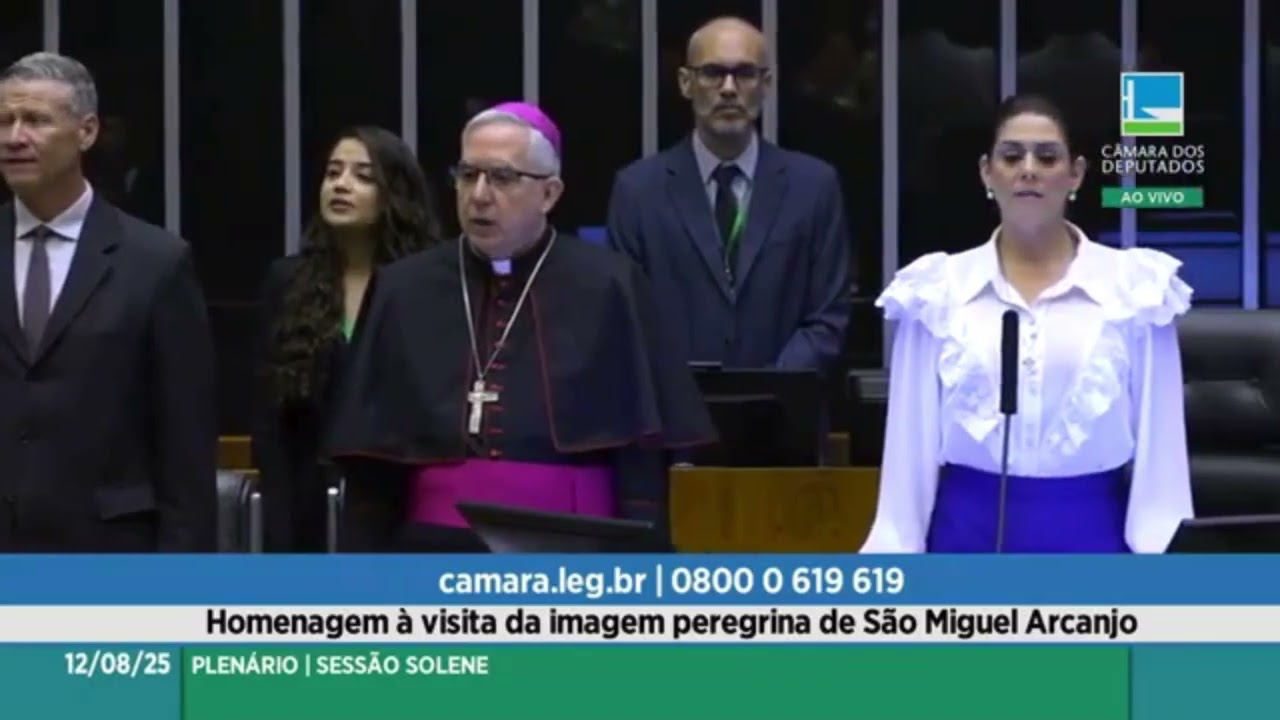 Homenagem à visita da imagem peregrina de São Miguel Arcanjo no Congresso Nacional