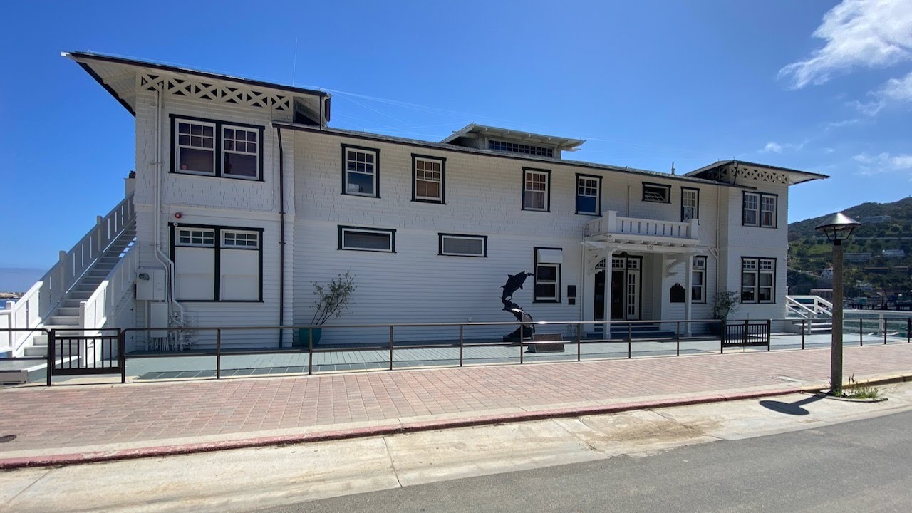 Etan Does LA 169: Tuna Club of Avalon (Catalina) | Los Angeles history