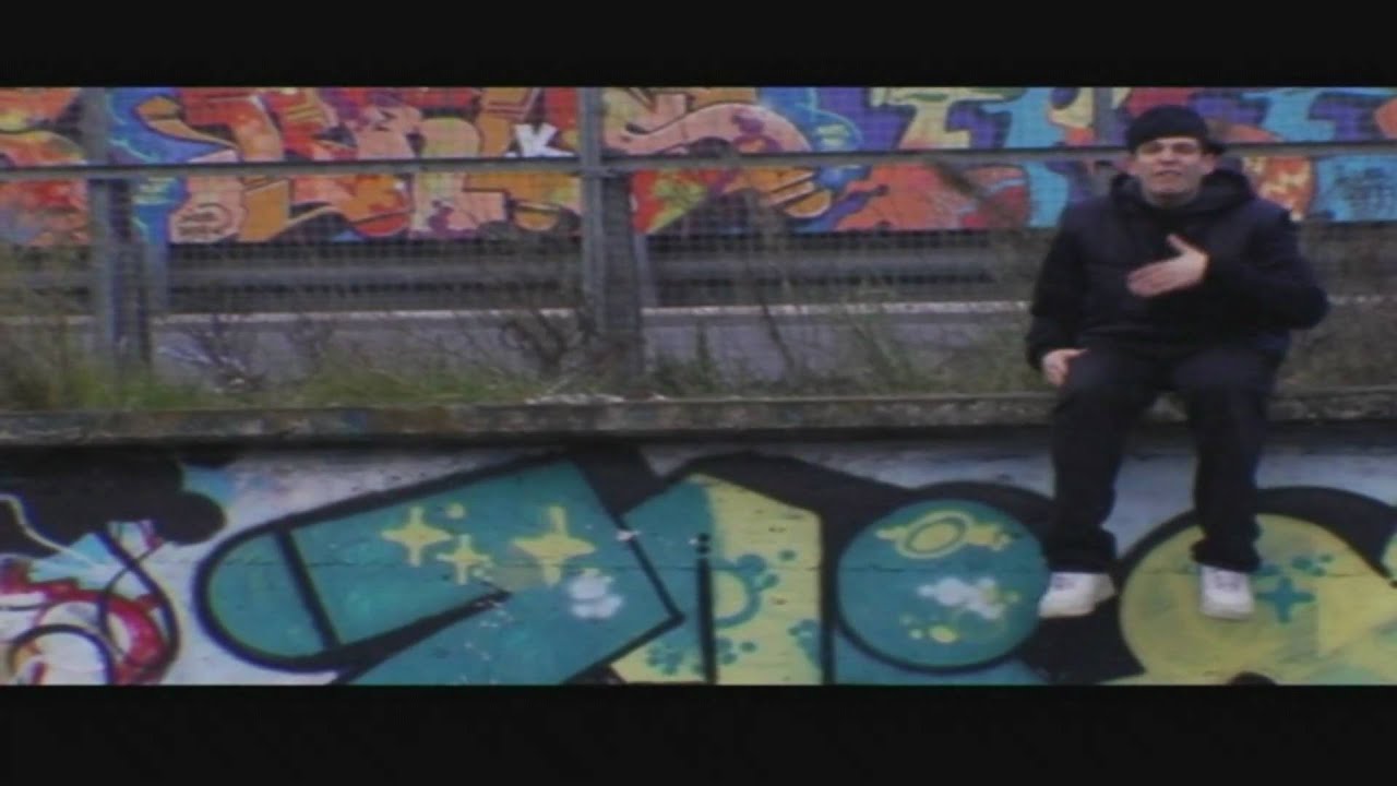 Gemitaiz  Xtreme Team   É morto street video