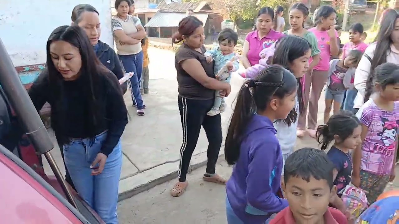 Día De Reyes Así pase el Dia de Reyes con mi familia regalando juguetes 