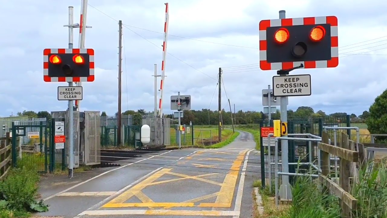 Blue Gowt Level Crossing, Lincolnshire