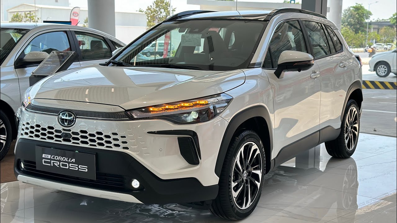 New 2026 Toyota Corolla Cross 1.8V Luxury SUV Luxury Interior and Exterior 