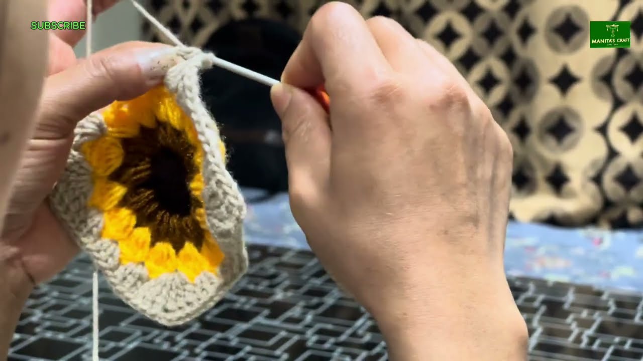 Easy Crochet Sunflower Granny Square For Blankets, Bags & More..