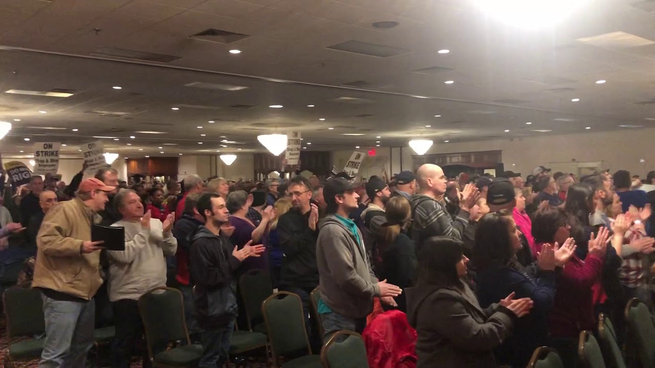 UFCW Local 328 Members at Stop & Shop Vote To Authorize a Strike