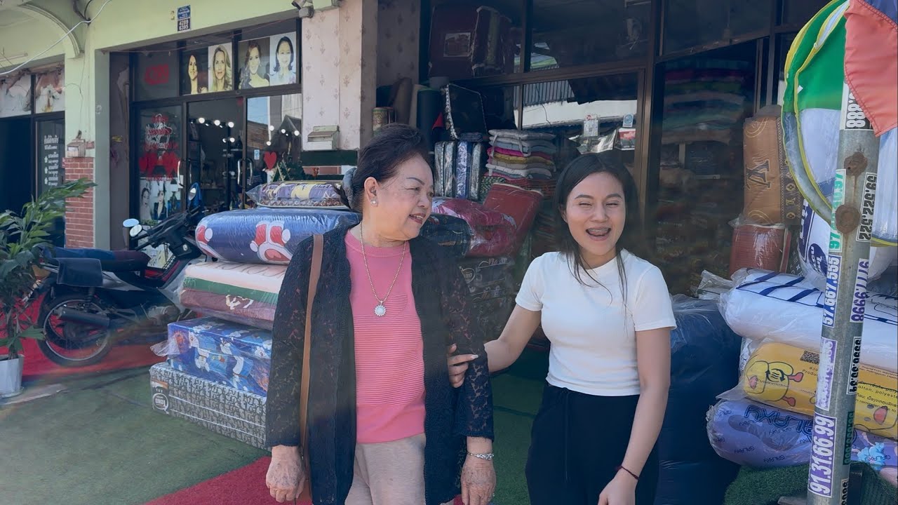 ພາແມ່ແລະພີນ້ອງໄປຫຼີ້ນສວນກວງ Ounavong Farm