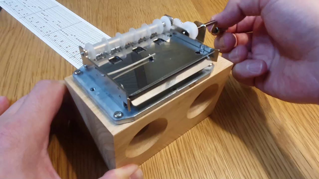 30-Note Tapes Hand Crank Music Mechanical Musical Box (오르골)