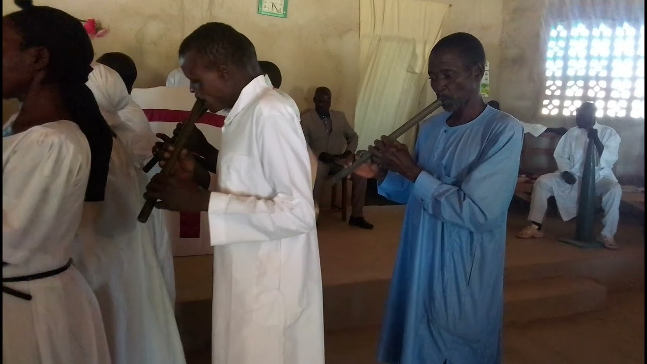 chorale de moufou de église de kide