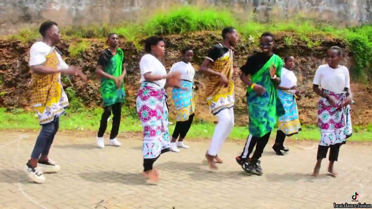 Biggie Somtin Dance challenge