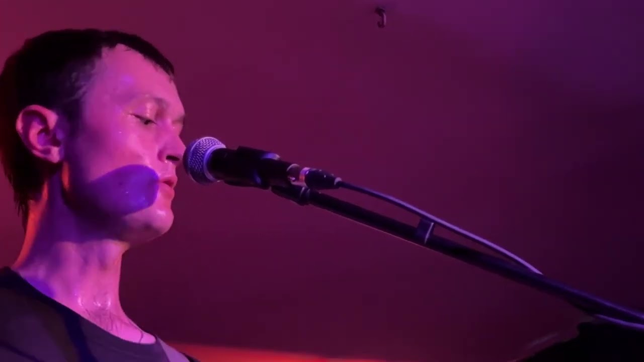 Cola - Keys down if you stay - Live @ Aalhaus, Hamburg - 06/2023