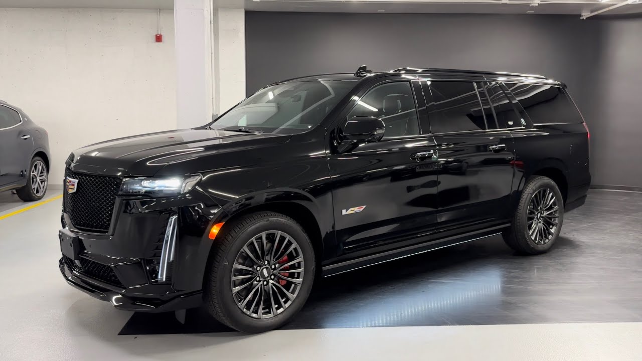 2023 Cadillac Escalade-V - Revs + Walkaround in 4k HDR