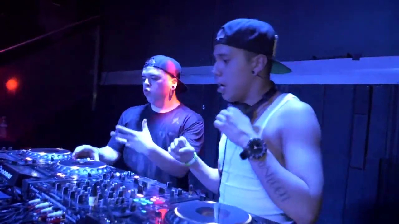 THIS IS THE SICKEST RIDDIM DROP LIVE EVER │ DUBSTEP