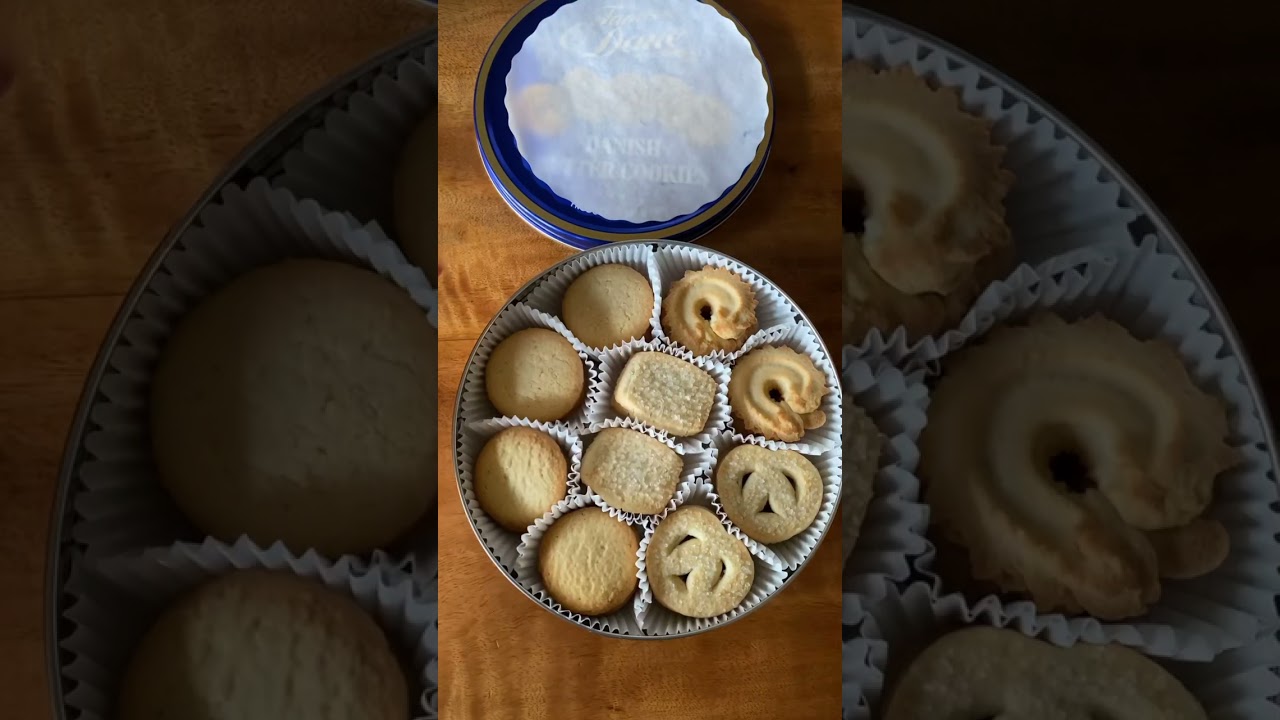 Unboxing Danish Butter Cookies 🍪 😋!
