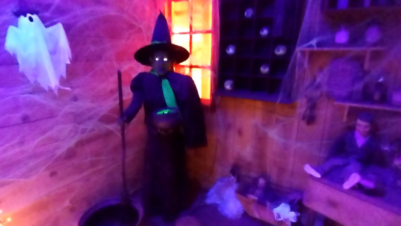 Ghost Town Haunted House @ Irvine Park Railroad's Pumpkin Patch, Halloween 2024